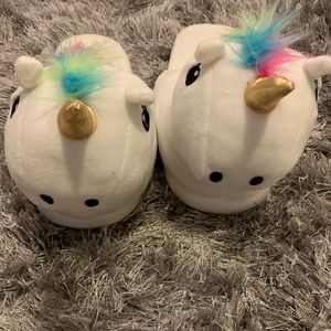 UNICORN SLIPPERS